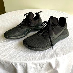 Never used Nikes - no box